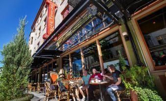 McMenamins Crystal Hotel