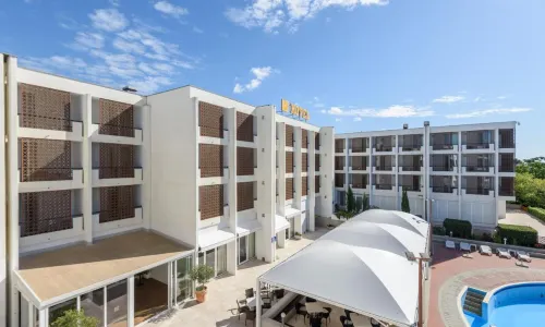 Hotel Kolovare
