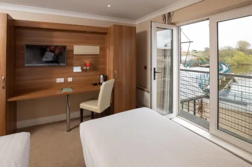 Riverside Hotel Hotels in Rosses Upper