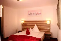 Hotel Bruckertshof Hotels in Hallstadt