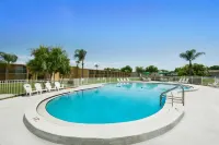 Howard Johnson by Wyndham Winter Haven FL Hotels in Winter Haven