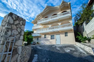 876 JA Oasis & Homestay - by Kingston Airport Các khách sạn ở Harbour View