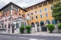 Garda Family House Hotels in Brenzone sul Garda