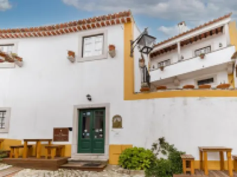 Casa de S. Thiago de Obidos โรงแรมในออบีดุช