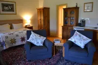 Robe House Heritage Accommodation Hotels in Robe