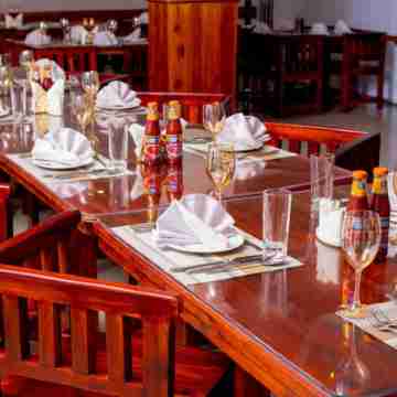 Hadjens Hotel Dining/Meeting Rooms