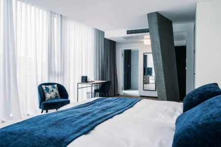 YParc Hôtel Отели в г. Валь-де-Травер