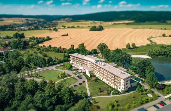 生命樹水療度假酒店