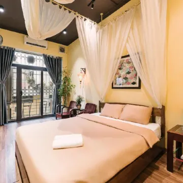 Harmony Homestay - Hanoi Homestay in Old Quarter Отели рядом с достопримечательностью «Храм Нгоксон»
