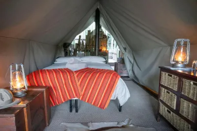Quatermain's 1920's Safari Camp – Amakhala Game Reserve
