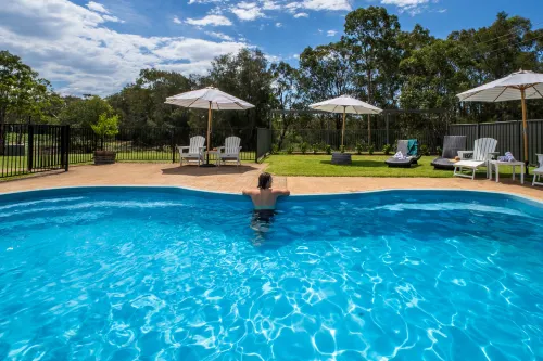 Hermitage Lodge فنادق في لوفديل