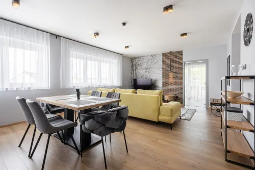 Radnoti Home - 3-Star