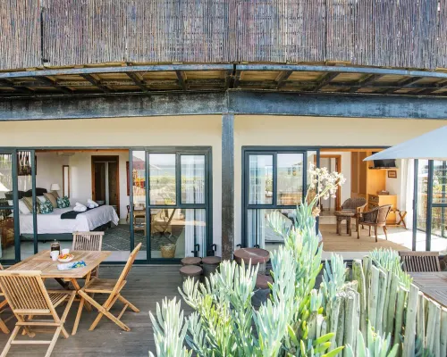 African Perfection 1 Hotels in Western District