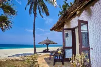 Jacaranda Indian Ocean Beach Resort - Beach