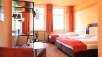 Adesso Hotel Kassel -Pay at Property on Arrival- Ihr Automatenhotel in Kassel Hotel a Kassel