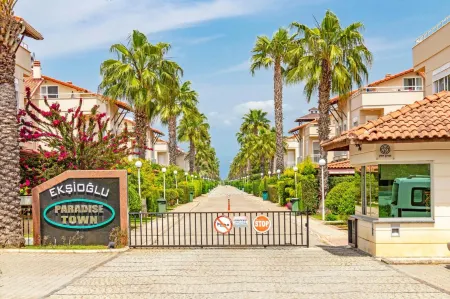 Paradise Town Villa Camilla