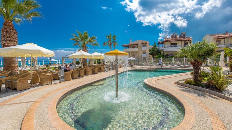 Elinotel Apolamare Hotel