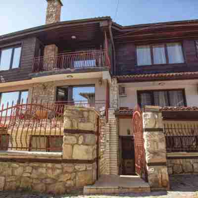 西里爾王子飯店 Hotel Exterior