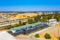 Days Inn by Wyndham Red Bluff Hotels near Dog Island Park