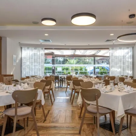 Lion Sunny Beach Hotel