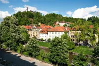 Zois Apartments Hotels in Trnovo District
