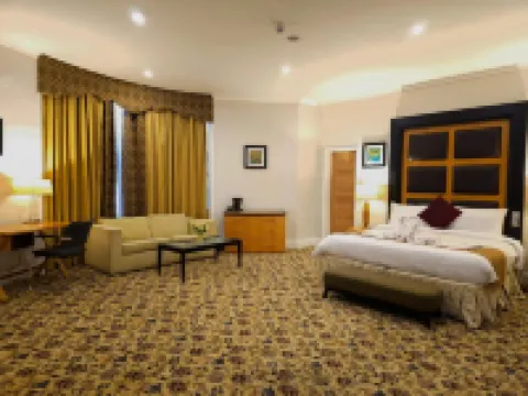 คราวน์ โรงแรม - สโตน (ใกล้ สโต๊ค-ออน-เทรนต์) บาย โอโย