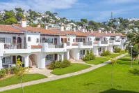 Apartamentos Son Bou Gardens by Menorcarentals