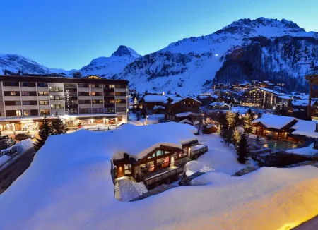 Hotel Tsanteleina Отели рядом с достопримечательностью «Val d'Isère»