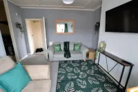 Victoria Bay - Whole Apt - 2 Bed - WiFi - Beach - Harbour - Herne Bay Hotel di Herne Bay