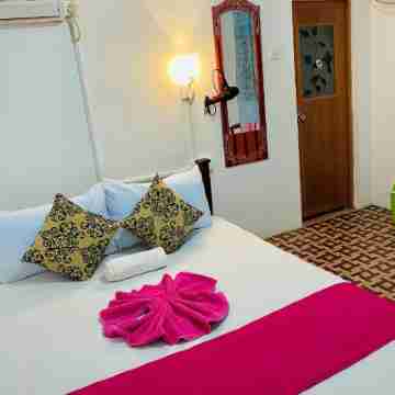Sigiri Lakshan Home Stay Rooms