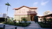 Maison Maxim de Lesseps Отели в г. 