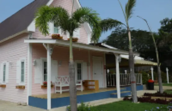 Pattaya Paradise Beach Resort โรงแรมใกล้หาดบ้านอำเภอ