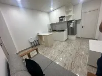 Cornerstone Suites - 2 étoiles