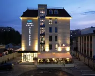 Ozen Palace Hotel