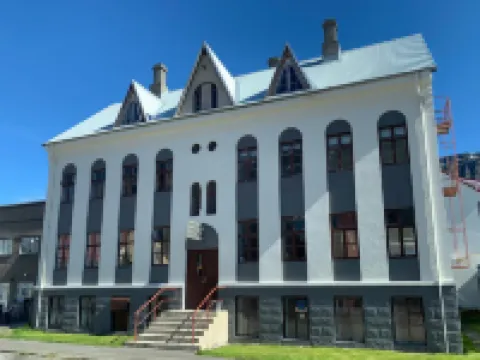 Mánagisting Guesthouse Hotels in Isafjordur