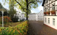 Hotel Meyer Отели в г. Калленберг