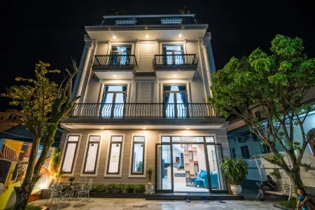 Peaceful House Hostel Отели в г. Донг Хой