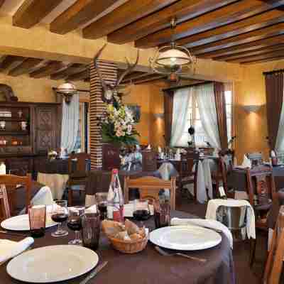 LOGIS Auberge à la Tête de Lard Dining/Meeting Rooms