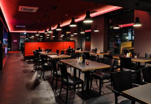 오카크 아파트호텔 객실 내부