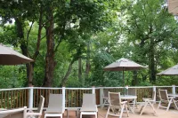 Mill Creek Hotel Hotels in Lake Geneva
