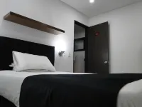 Hotel Esmeralda Plaza Hotels in Zipaquira