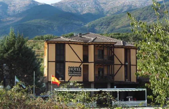 赫爾特洛斯阿雷納萊斯山谷酒店