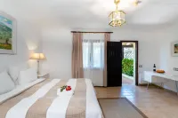 Finca Hotel Rural Predio Son Serra Hotels in Llubí