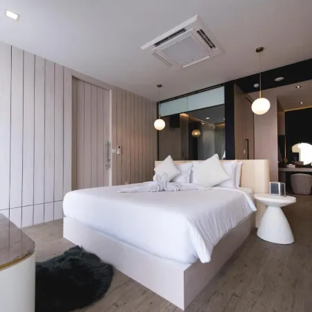 Qlosest Hotel