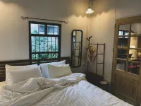 The Ordinary 8 - Quầy bar