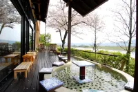 六峯館旅館 - 溫泉