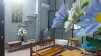 alley homestay Lieu Giai