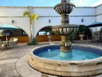 Hotel Mision Santa Maria فنادق في إنسينادا
