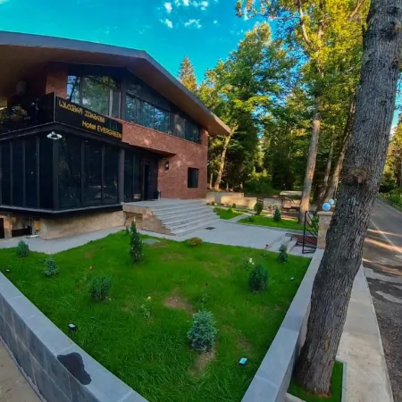 Hotel Evergreen