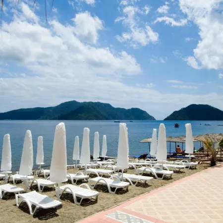 Bliss Beach Hotel